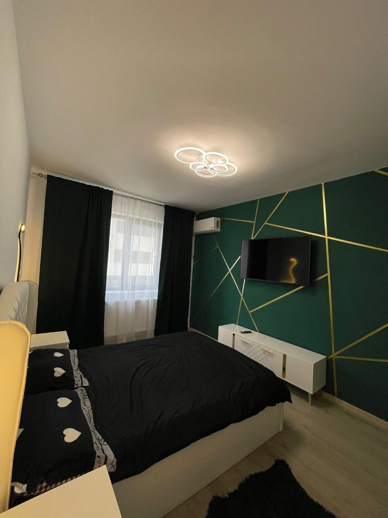 Golden Shades Apartment Chiajna Exterior photo