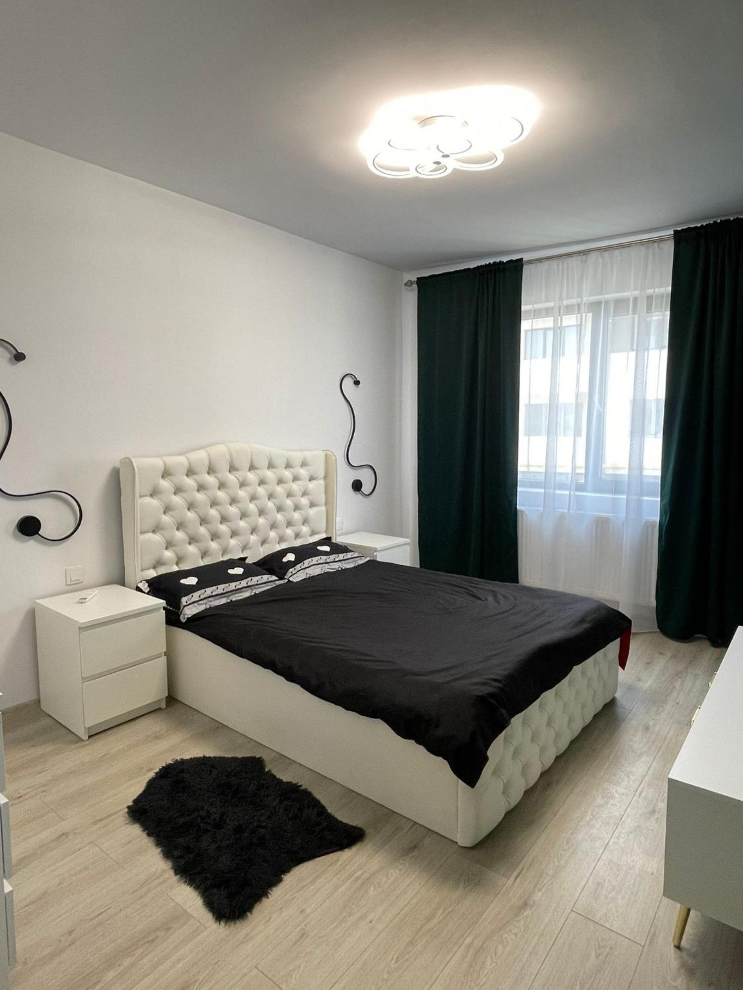 Golden Shades Apartment Chiajna Exterior photo